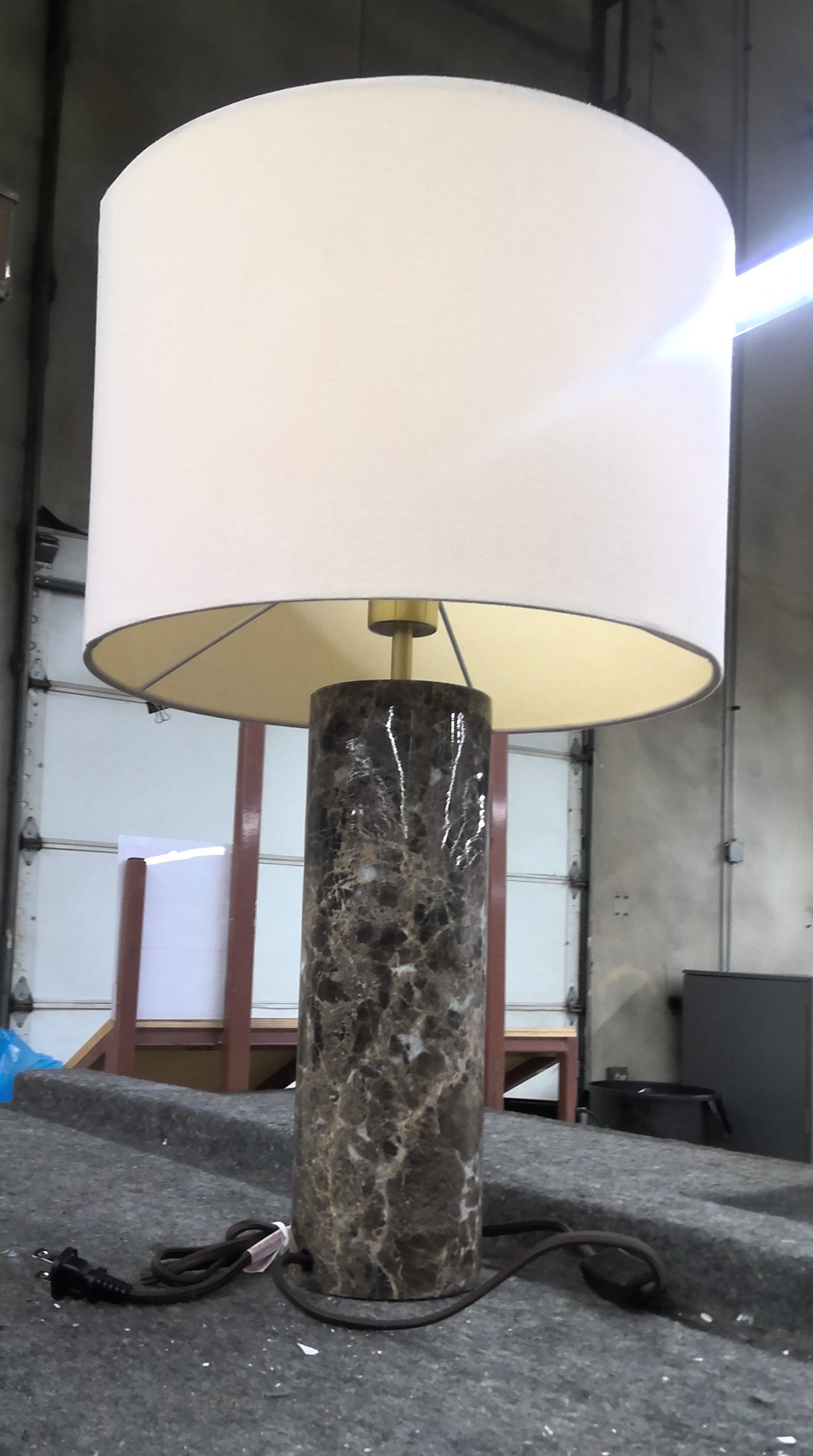  Morola - 1 light large brown marble cylinder table lamp 