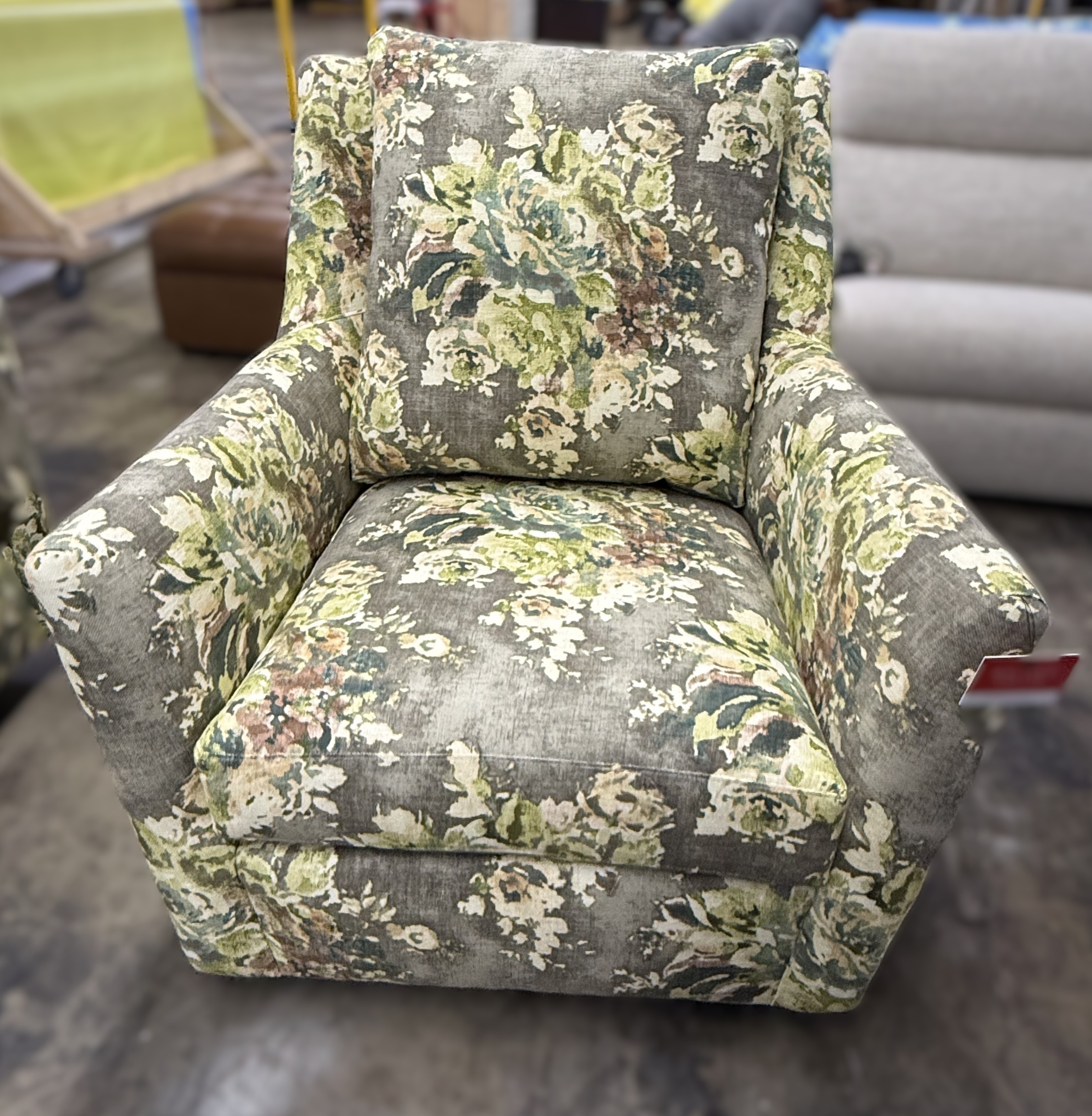  Womb Swivel Glider 
