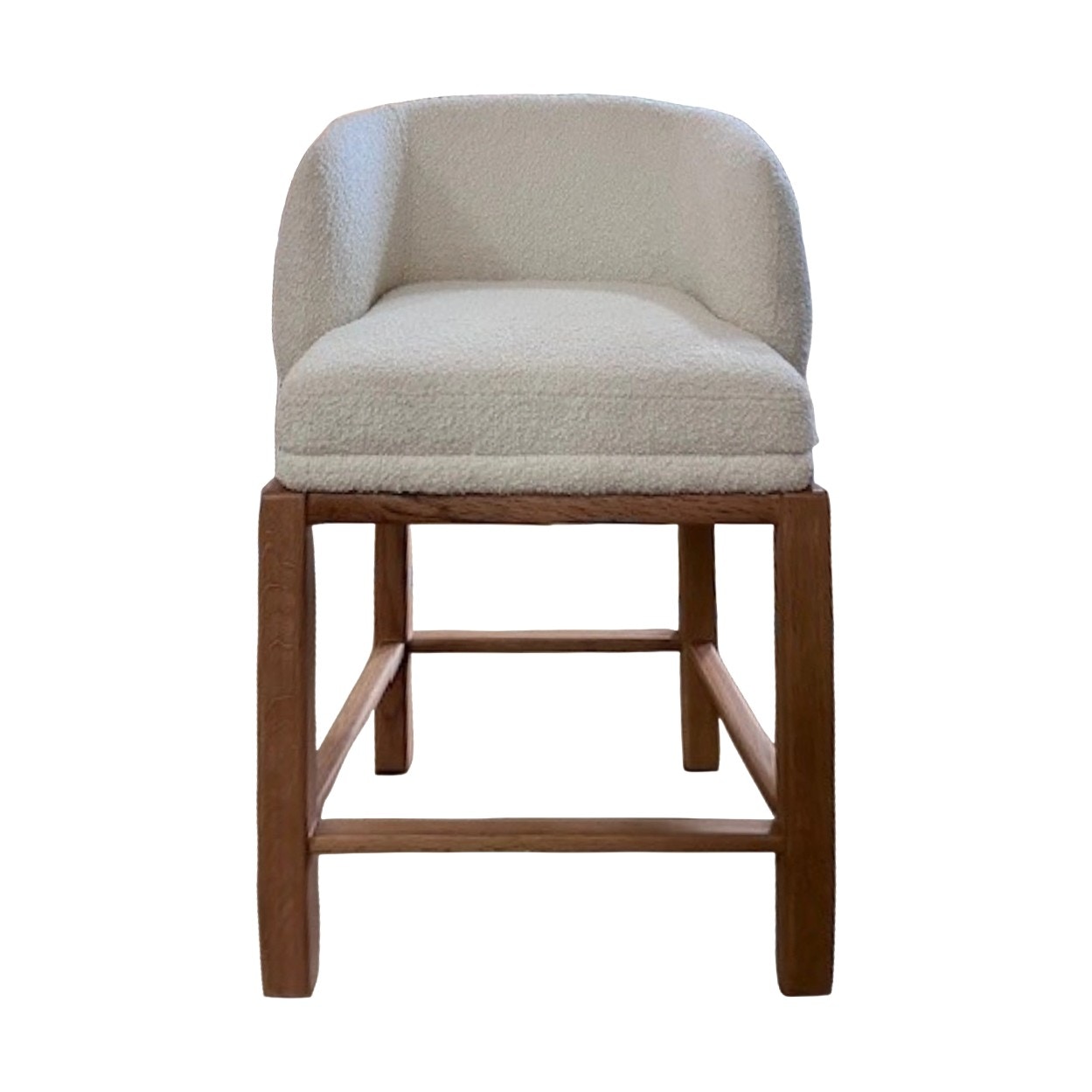  BAR AND COUNTER STOOLS 