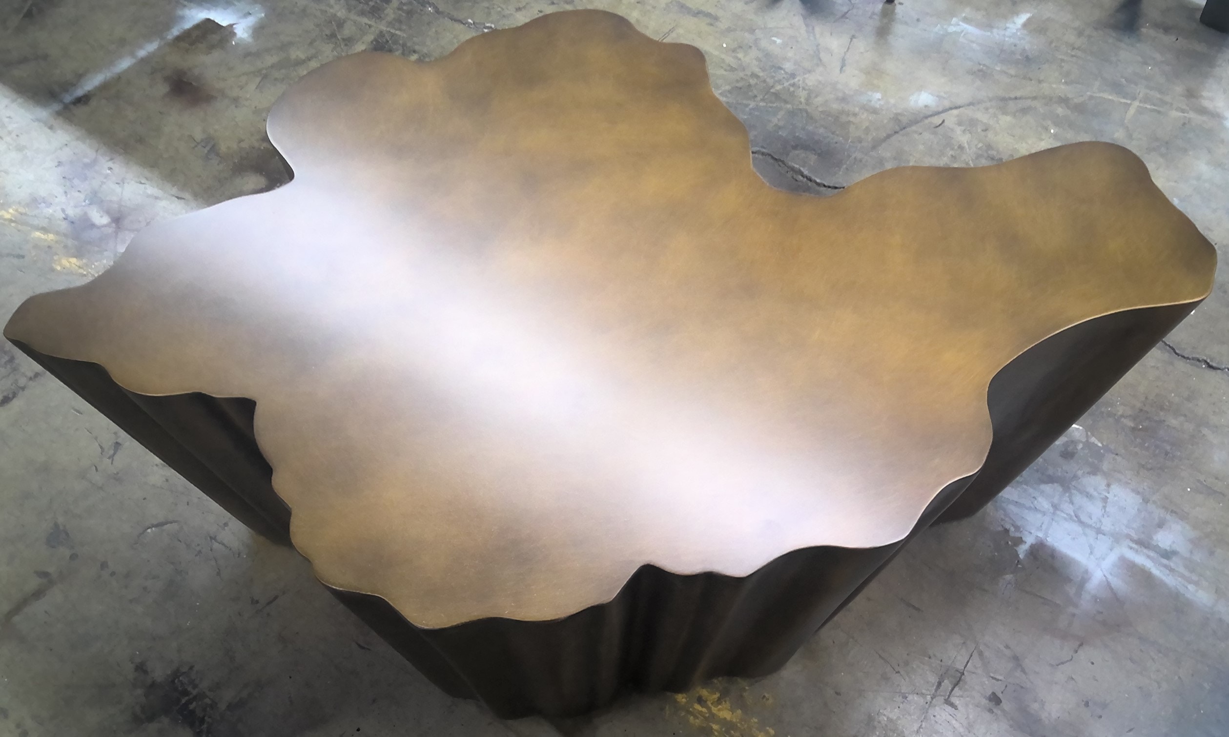  LYNX COFFEE TABLE 