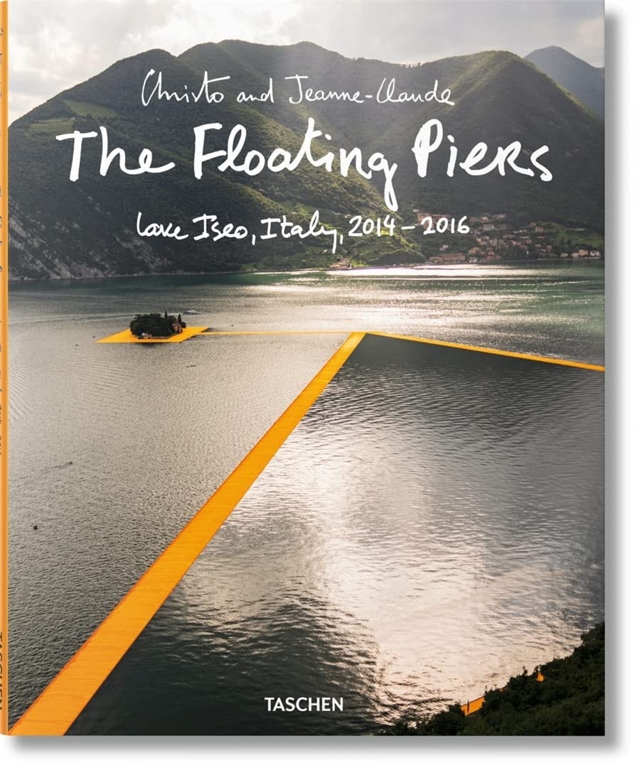  The Floating Piers 