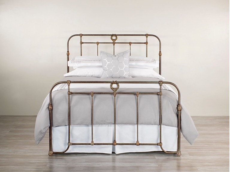 wellington queen bed