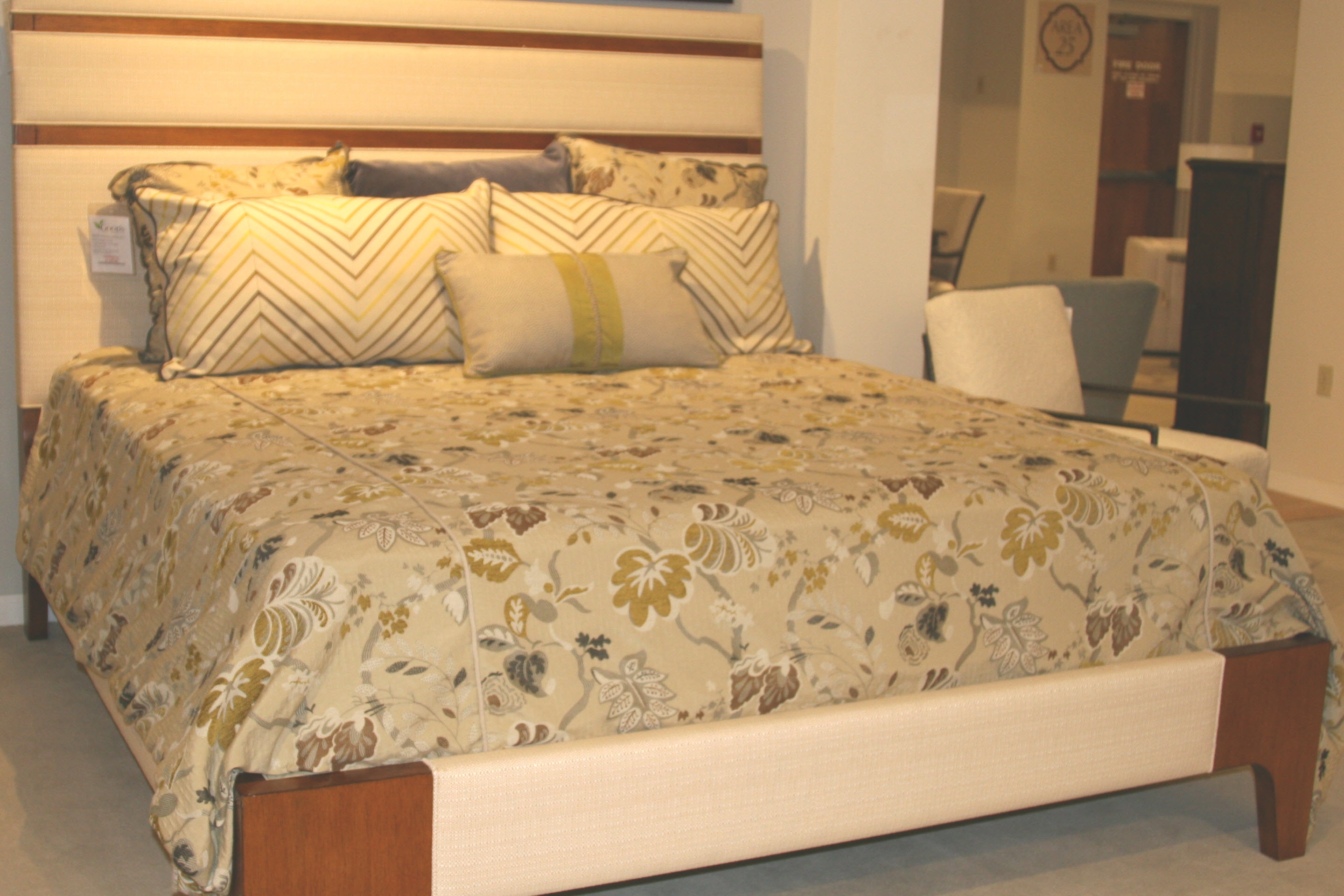Bedding furniture outlet discount
