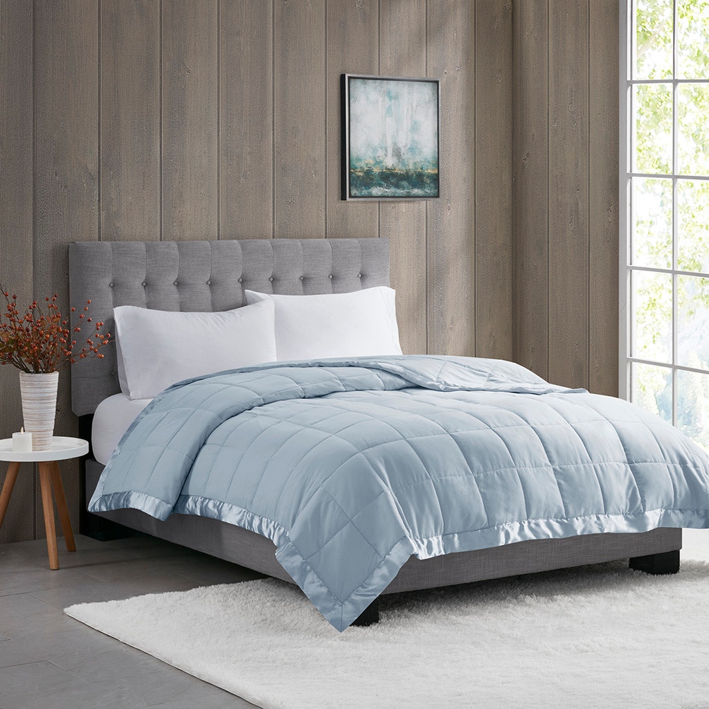 Hampton Hill Bedding Windom All Season Down Alternative Blanket with Satin Trim MP51-541