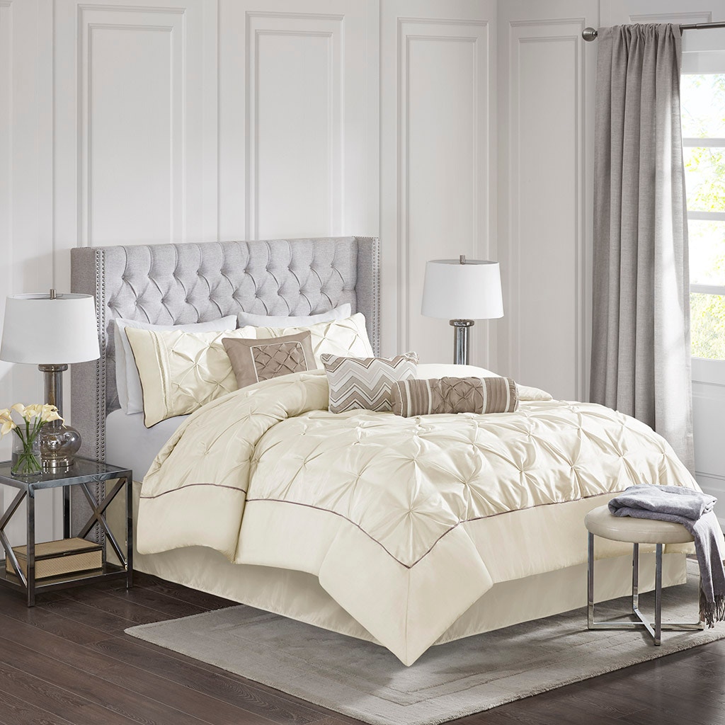 Hampton Hill Bedding Laurel 7 Piece Tufted Comforter Set MP10-432