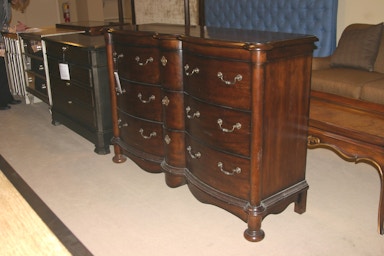 Hickory White Chests And Dressers Good S Home Furnishings