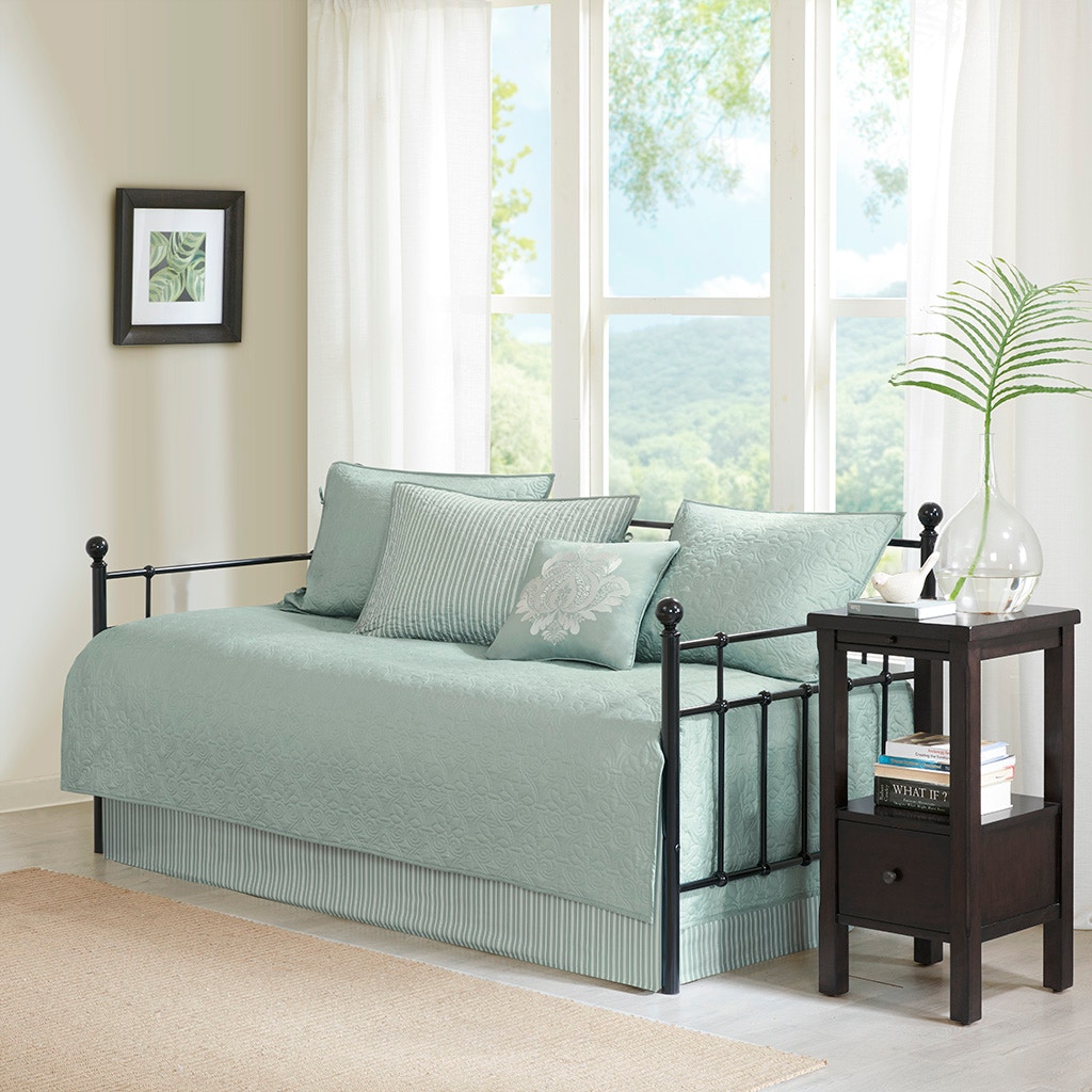 Hampton Hill Bedding Quebec 6 Piece Reversible Daybed Cover Set MP13-3979