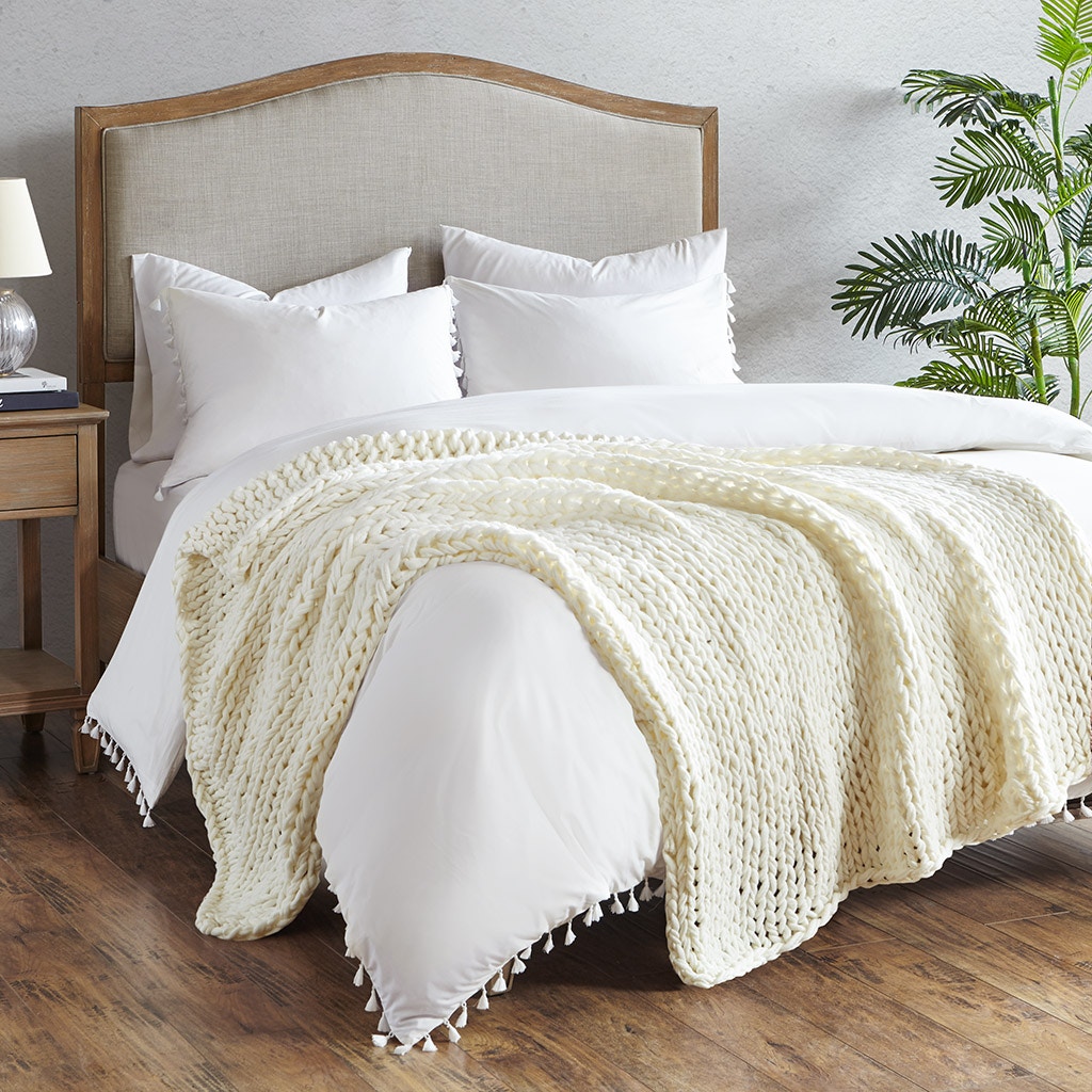 Hampton Hill Bedding Handmade Chunky Double Knit Throw MP50-6135