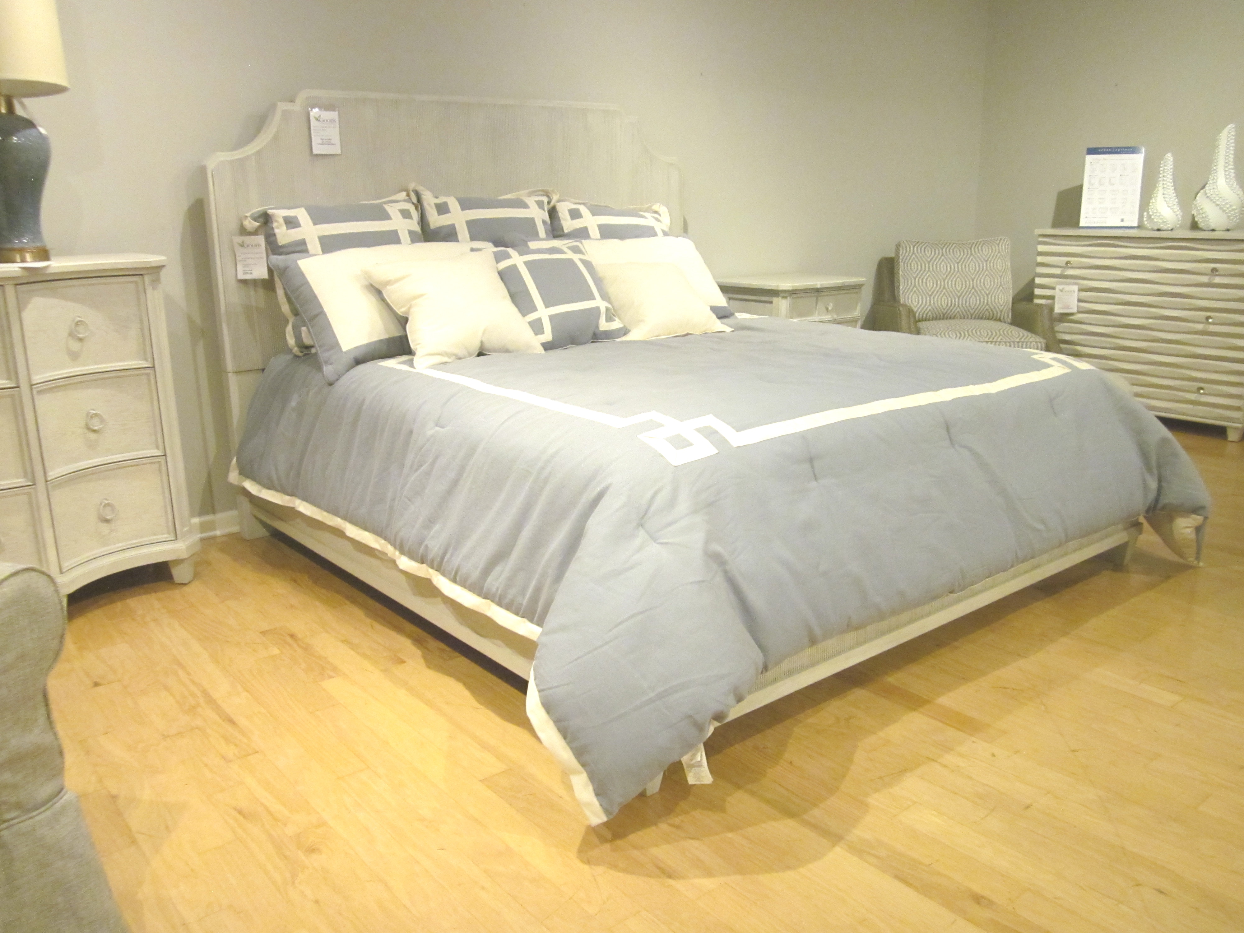 Roseline Georgia Bed