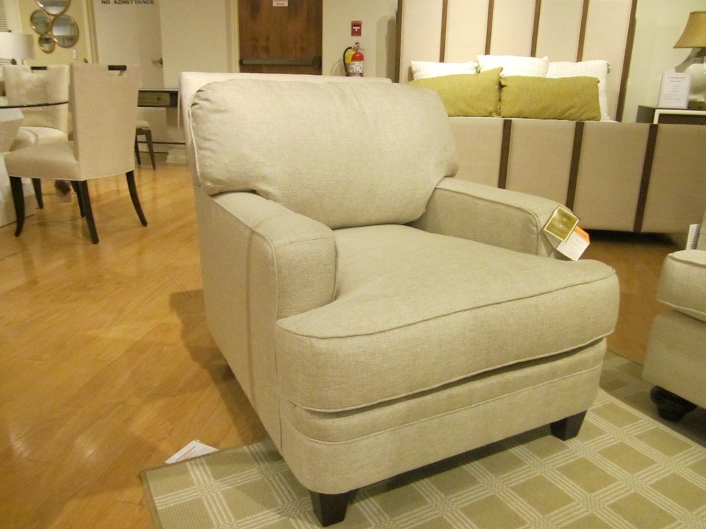 Henredon Furniture H9300 Clearance Living Room Fireside Studio Chair Clearance Living Room Fireside Studio Chair