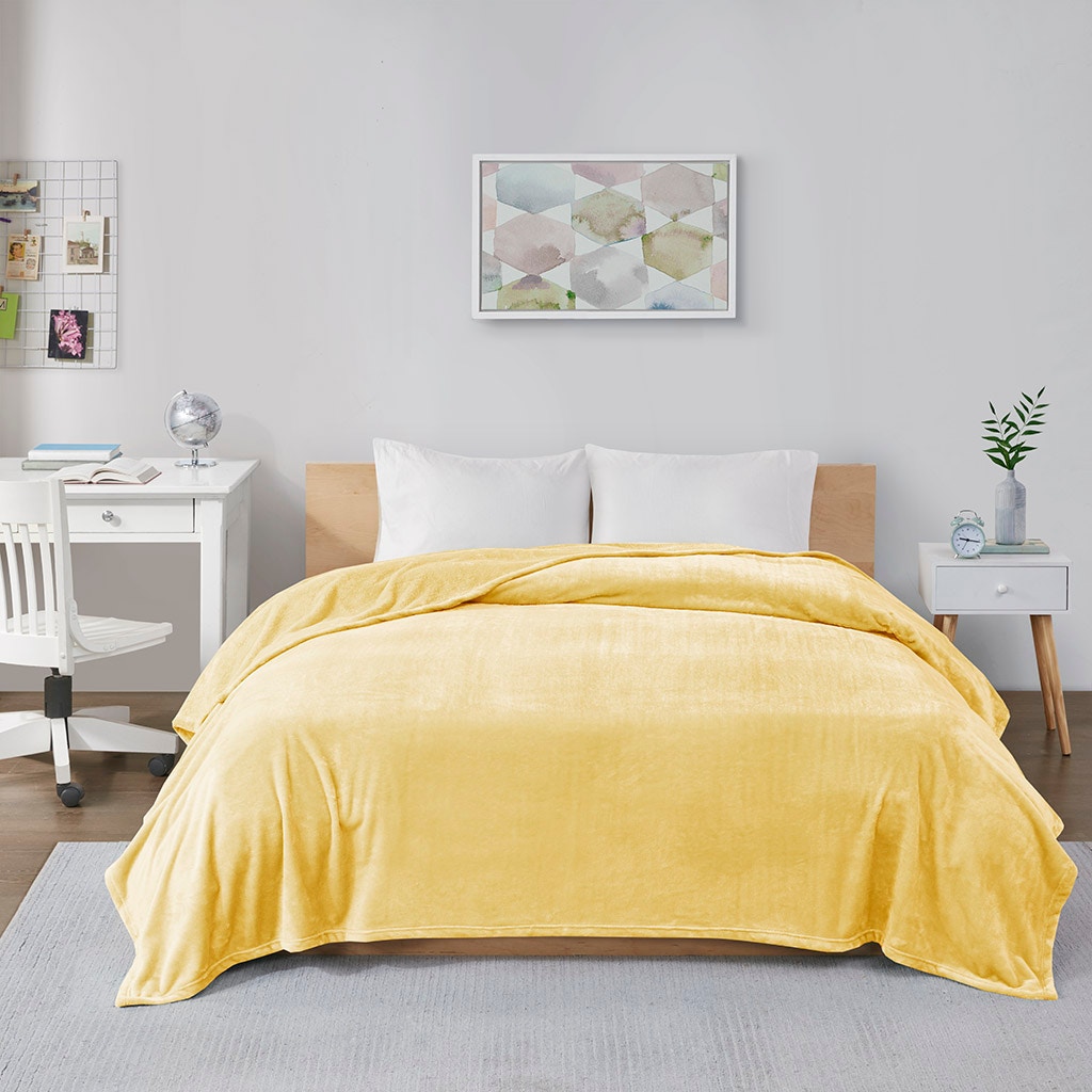 Hampton Hill Bedding Microlight Plush Oversized Blanket ID51-824