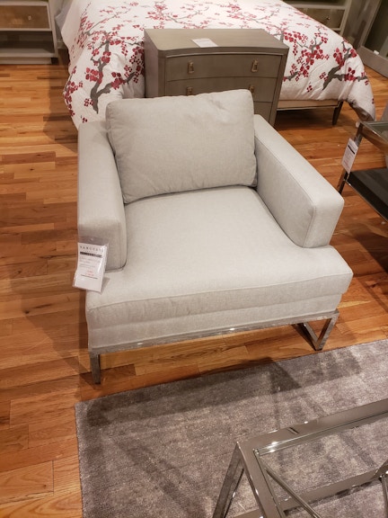 Vanguard 9074a Outlet Living Room Thom Filicia One Of A Kind Chair