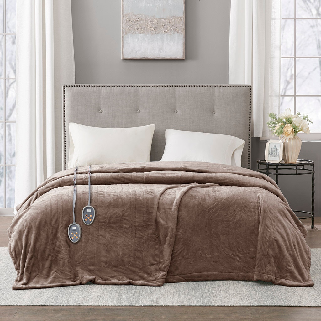 Hampton Hill Bedding Heated Plush Blanket BR54-0517