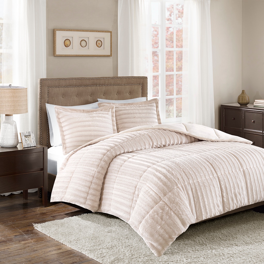 Hampton Hill Bedding Duke Faux Fur 3 Piece Comforter Set MP10-3066