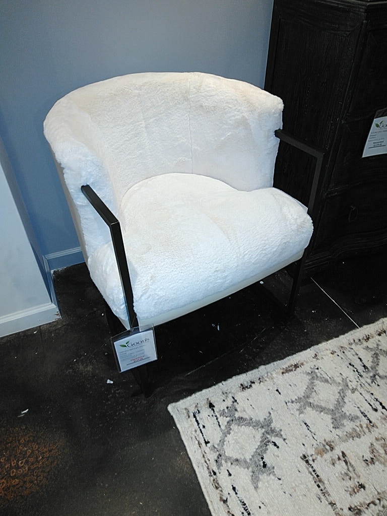 Universal Furniture Alpine Valley Chair 889545-922C-Clearance