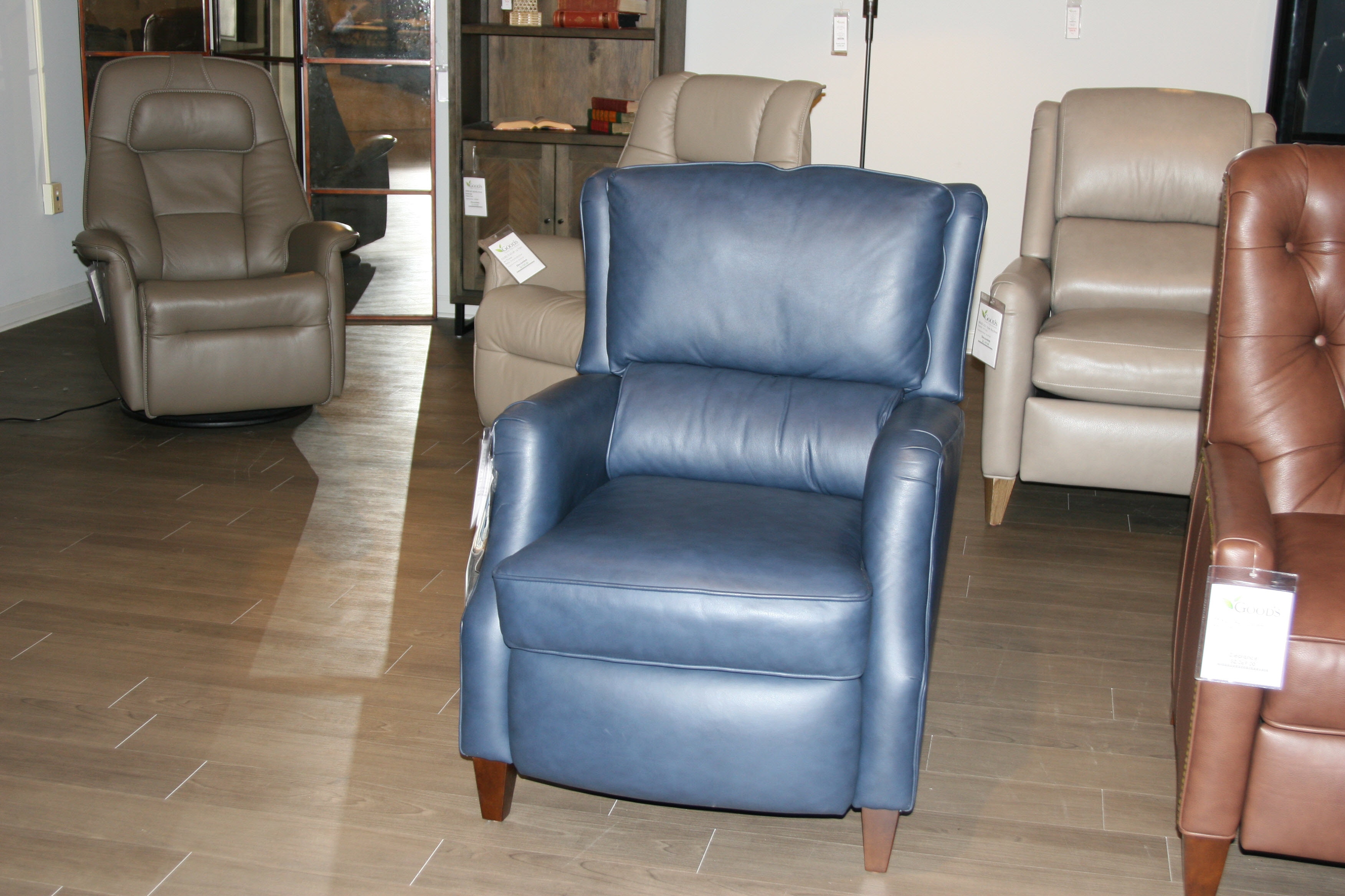 Bradington Young Leather High Leg Recliner 4009-Clearance