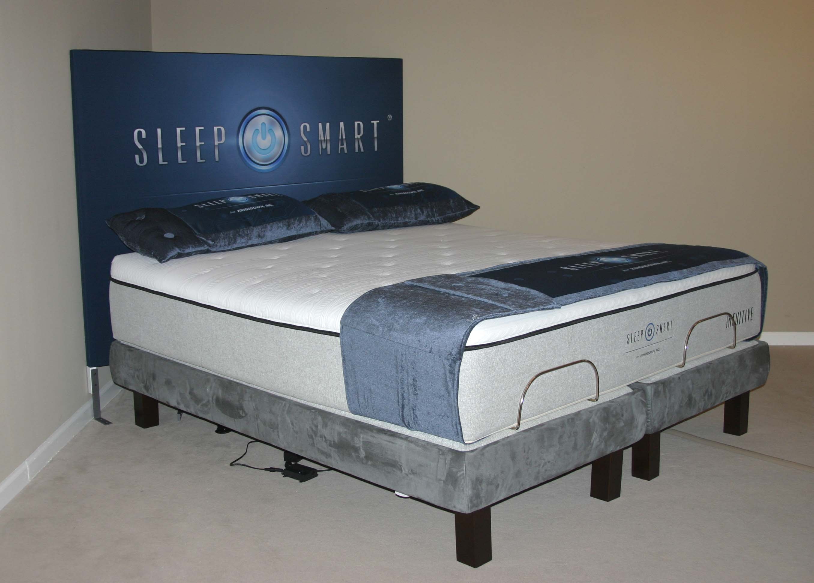 Kingsdown Mattresses Sleep Smart Bed with Motion Base 7738