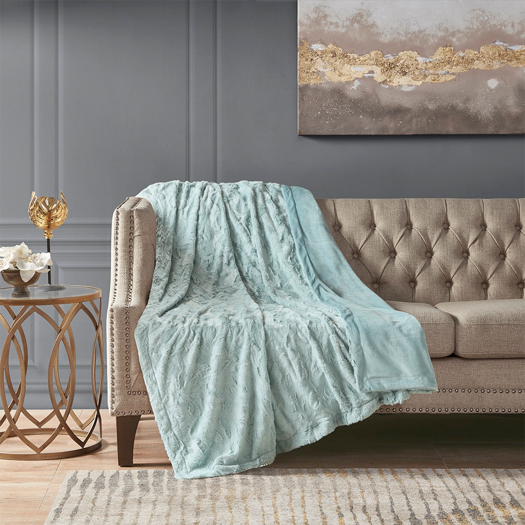 Hampton Hill Bedding Zuri Oversized Faux Fur Throw MP50-7193