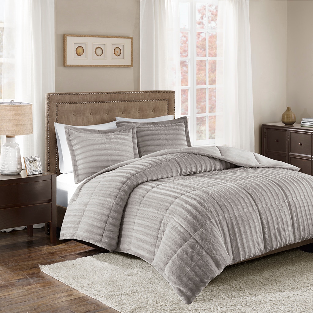 Hampton Hill Bedding Duke Faux Fur 3 Piece Comforter Set MP10-3070