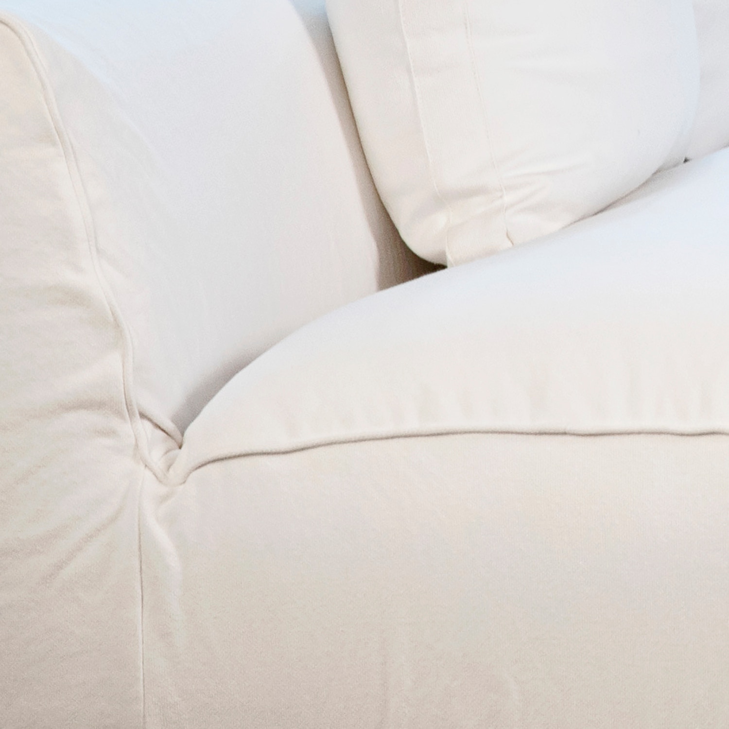 Dovetail Furniture DOV4558 Living Room Marian LShape Sectional