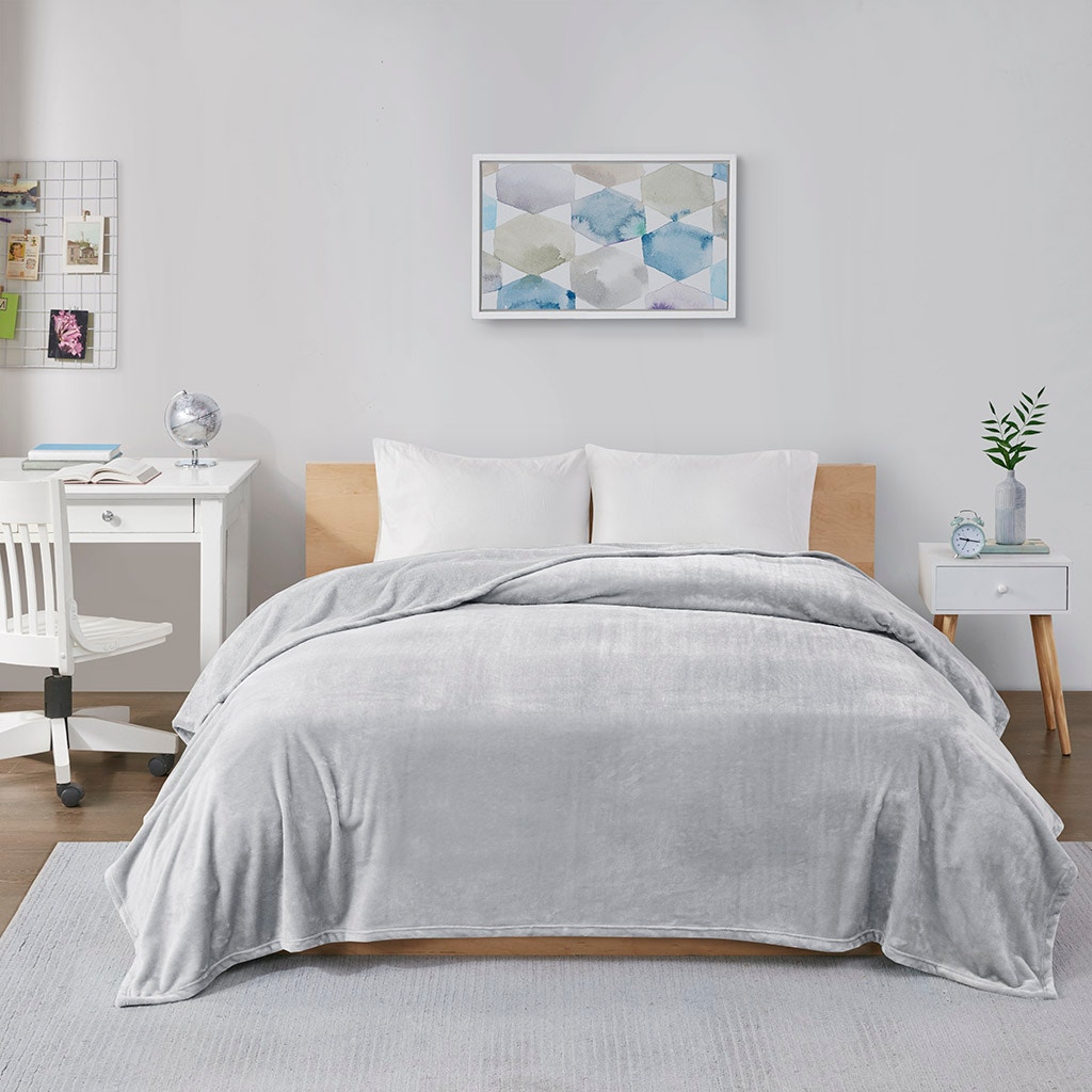Hampton Hill Bedding Microlight Plush Oversized Blanket ID51-827