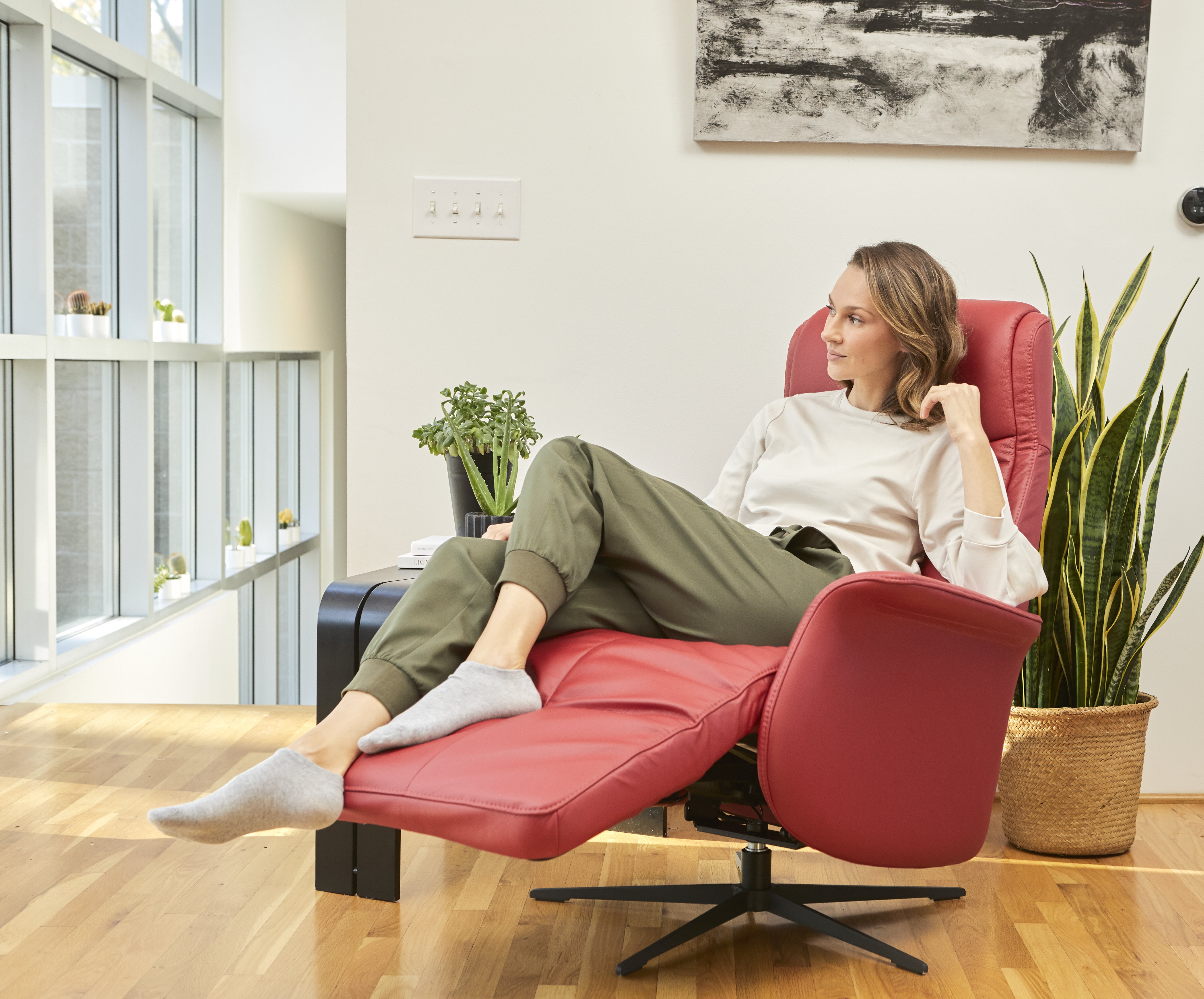 Fjords Jakob Living Room Modern Living Leather Recliner in Chili