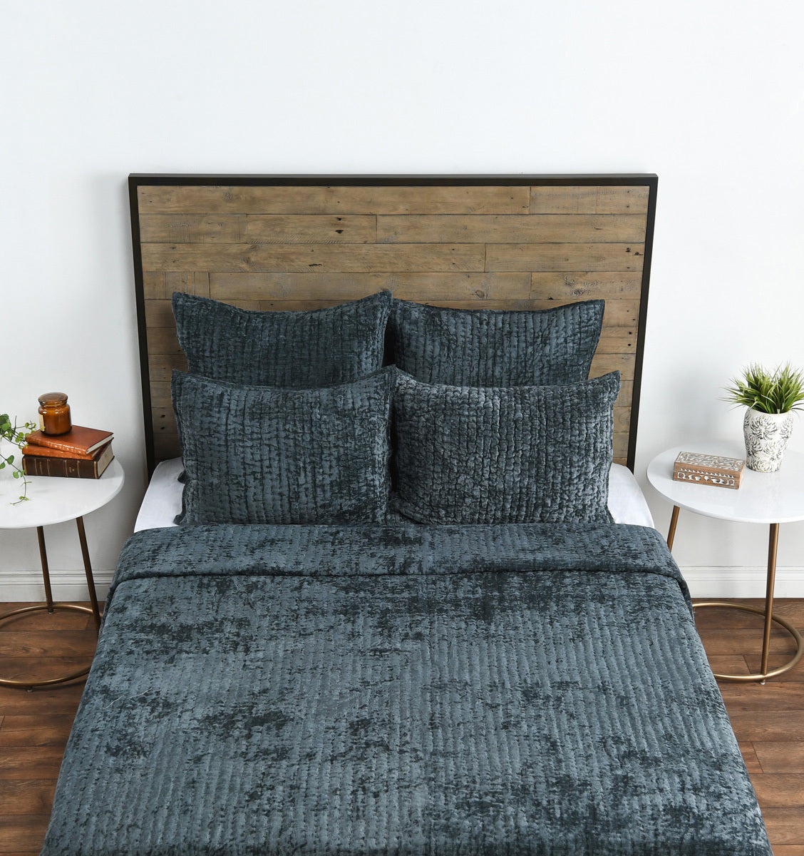 Classic Home Bari Velvet Quilt Collection - Bay Green V200122