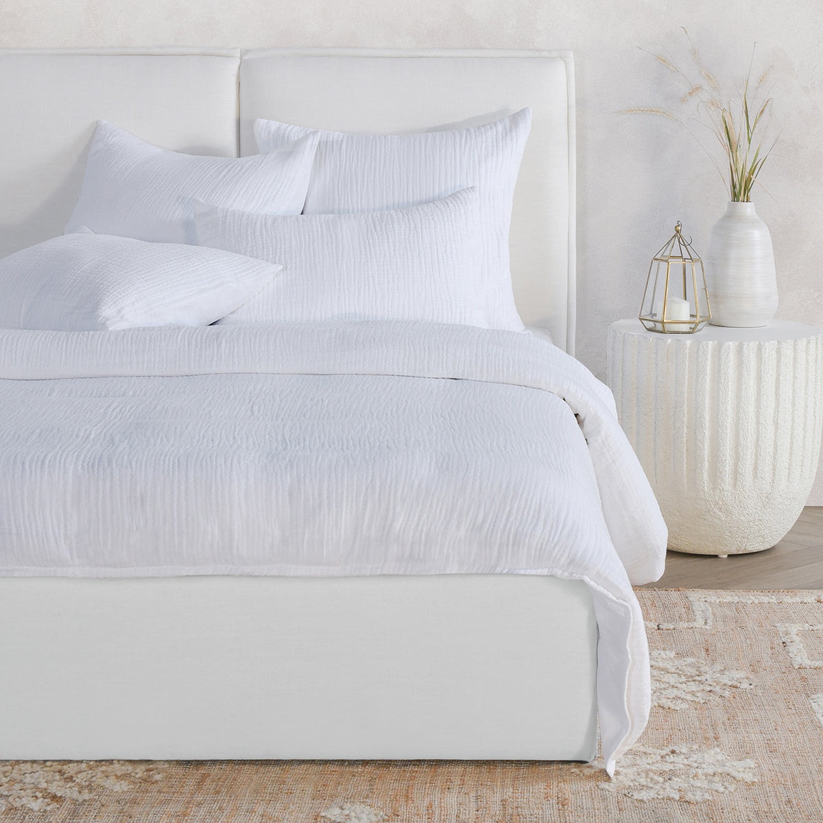 Classic Home Cardiff Duvet Collection - White V250170
