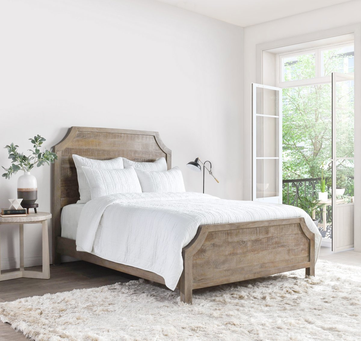 Classic Home Carly Quilt Collection - White V240005