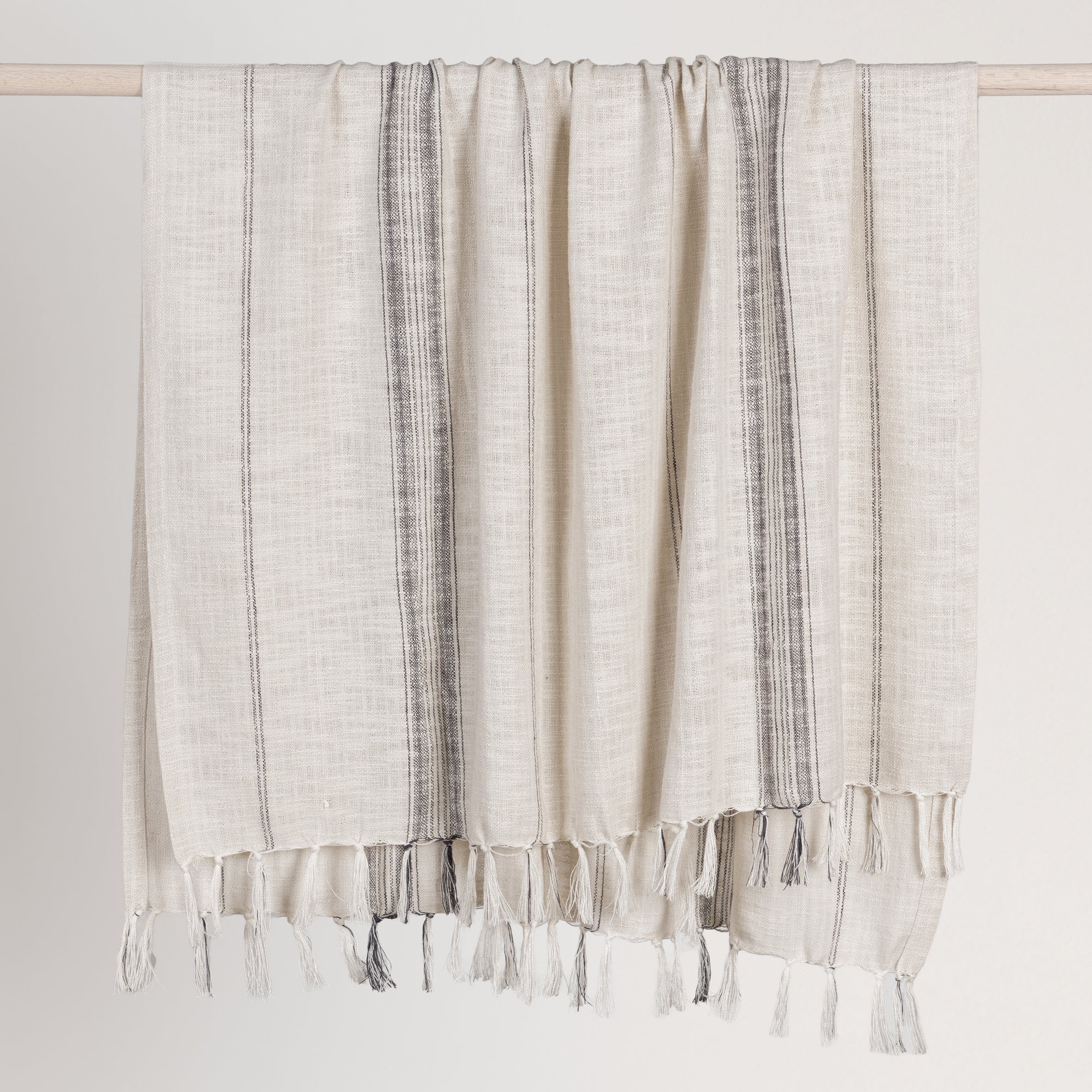 Classic Home TC Ria Throw 50X70 - Ivory/Gray V280088