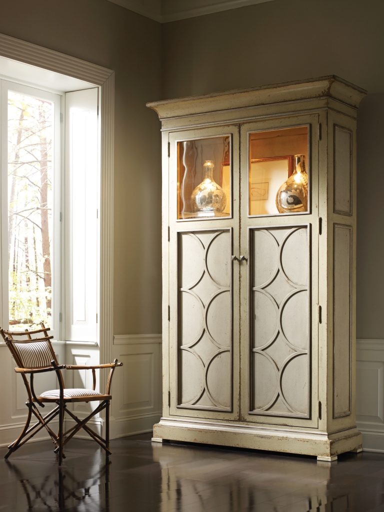 Habersham Furniture Cosmopolitan Display Cabinet 27-0135