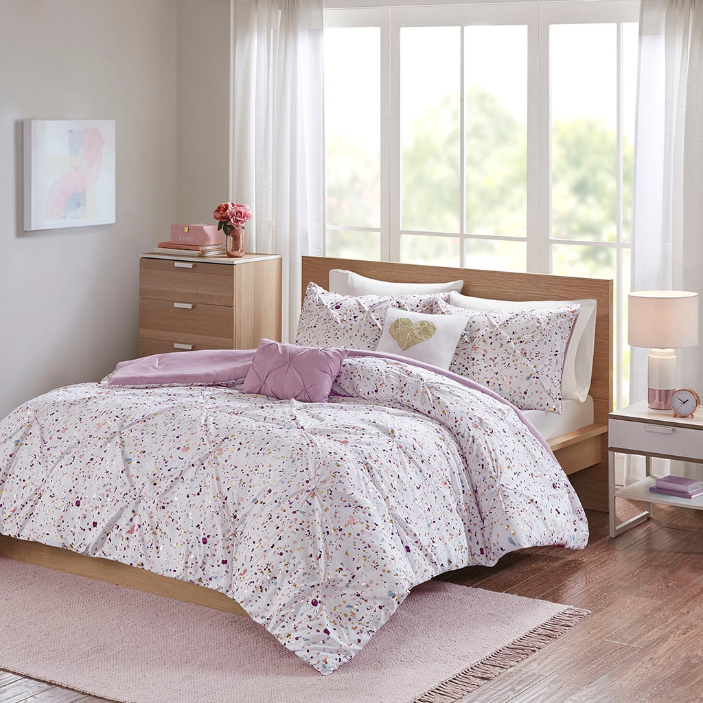Hampton Hill Bedding Abby Metallic Printed and Pintucked Comforter ID10-1674