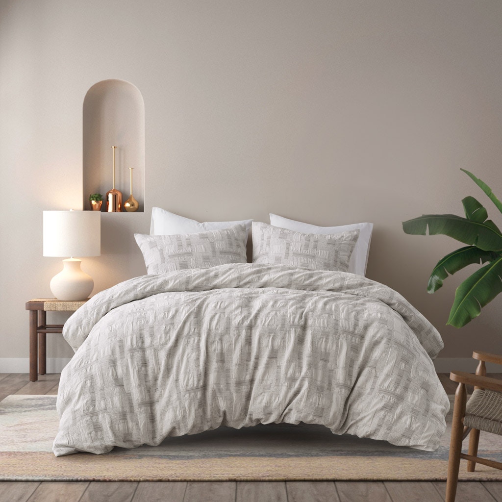 Hampton Hill Bedding Cairo 3 Piece Cotton Jacquard Duvet Set II12-1332