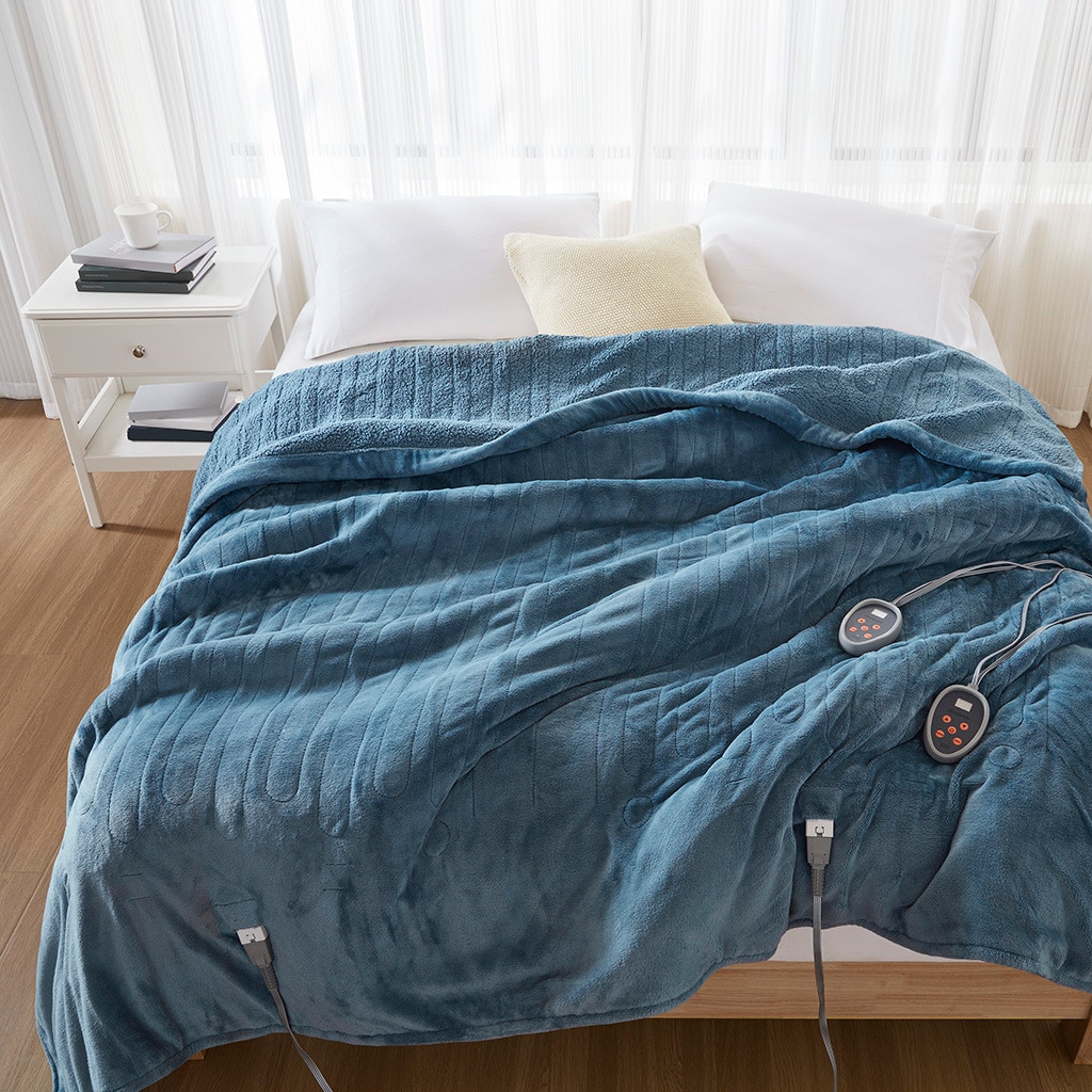 Hampton Hill Bedding Heated Microlight to Berber Blanket BR54-0377