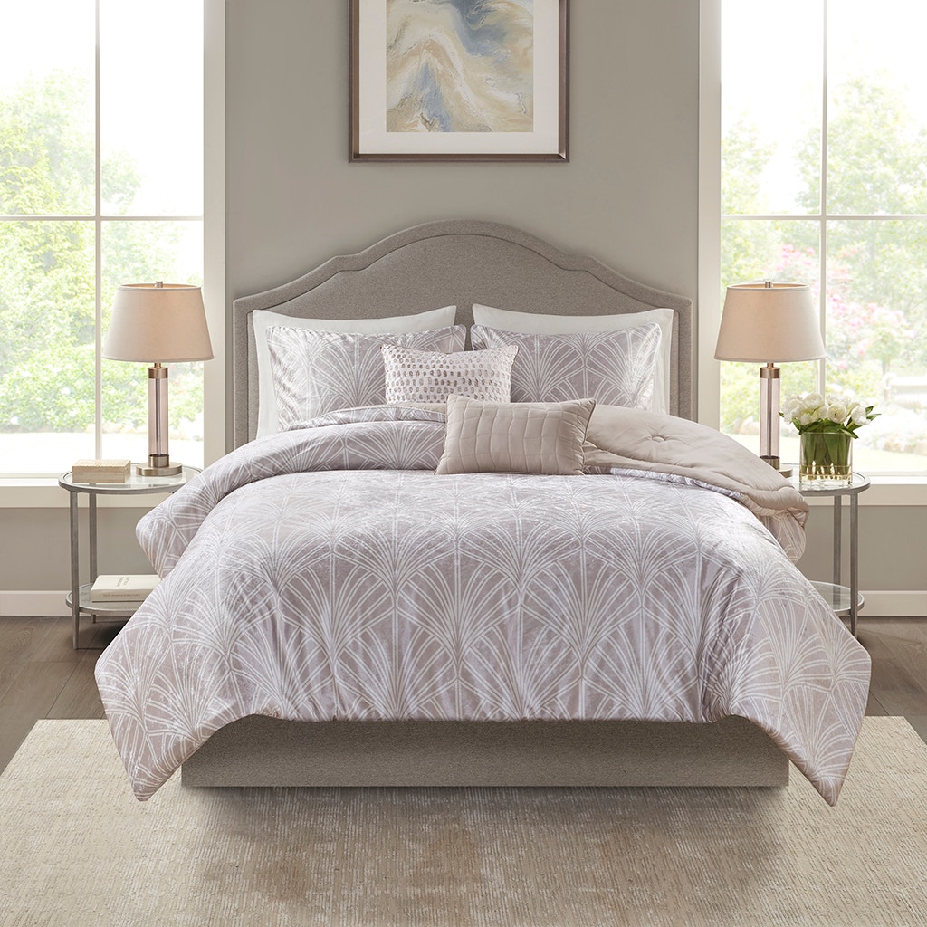 Hampton Hill Bedding Kiona 5 Piece Crushed Velvet Comforter Set BR9144409622-03