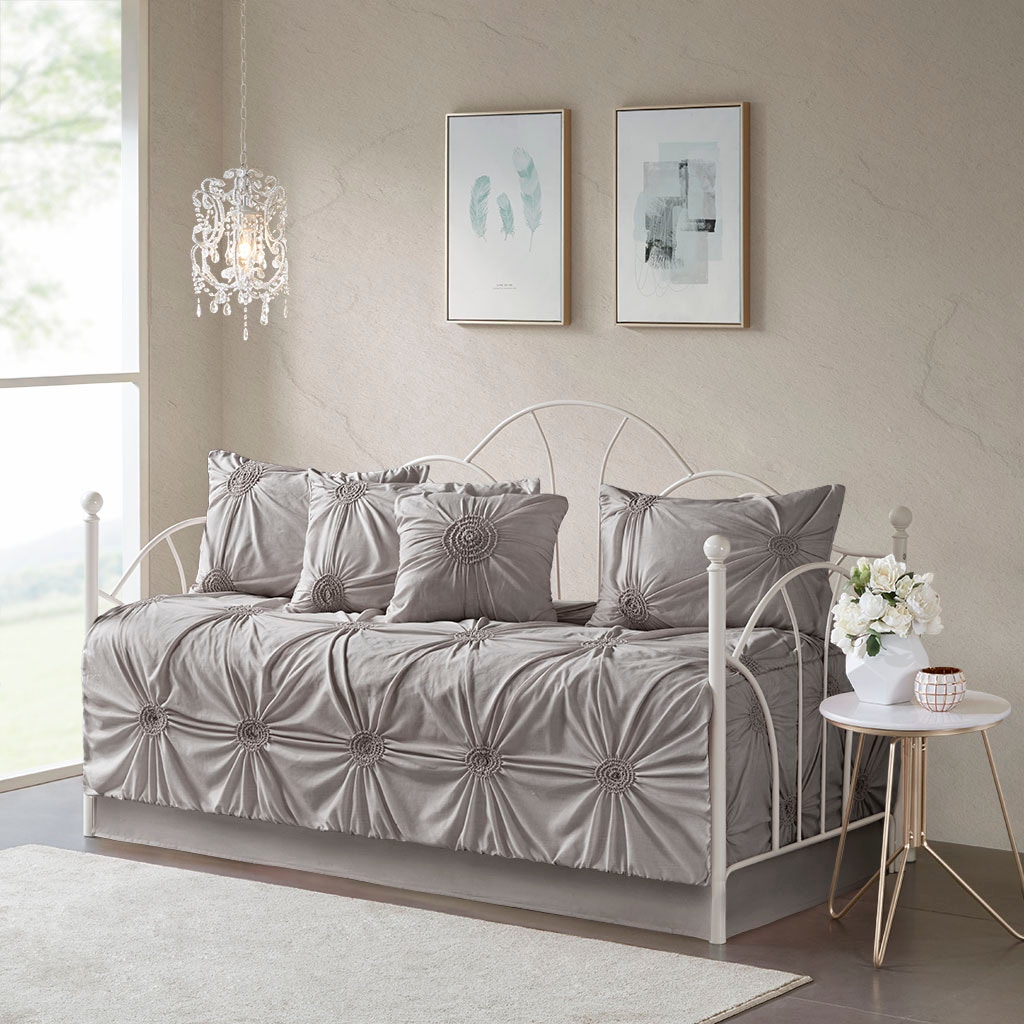 Hampton Hill Bedding Leila 6 Piece Reversible Daybed Cover Set MP13-5590