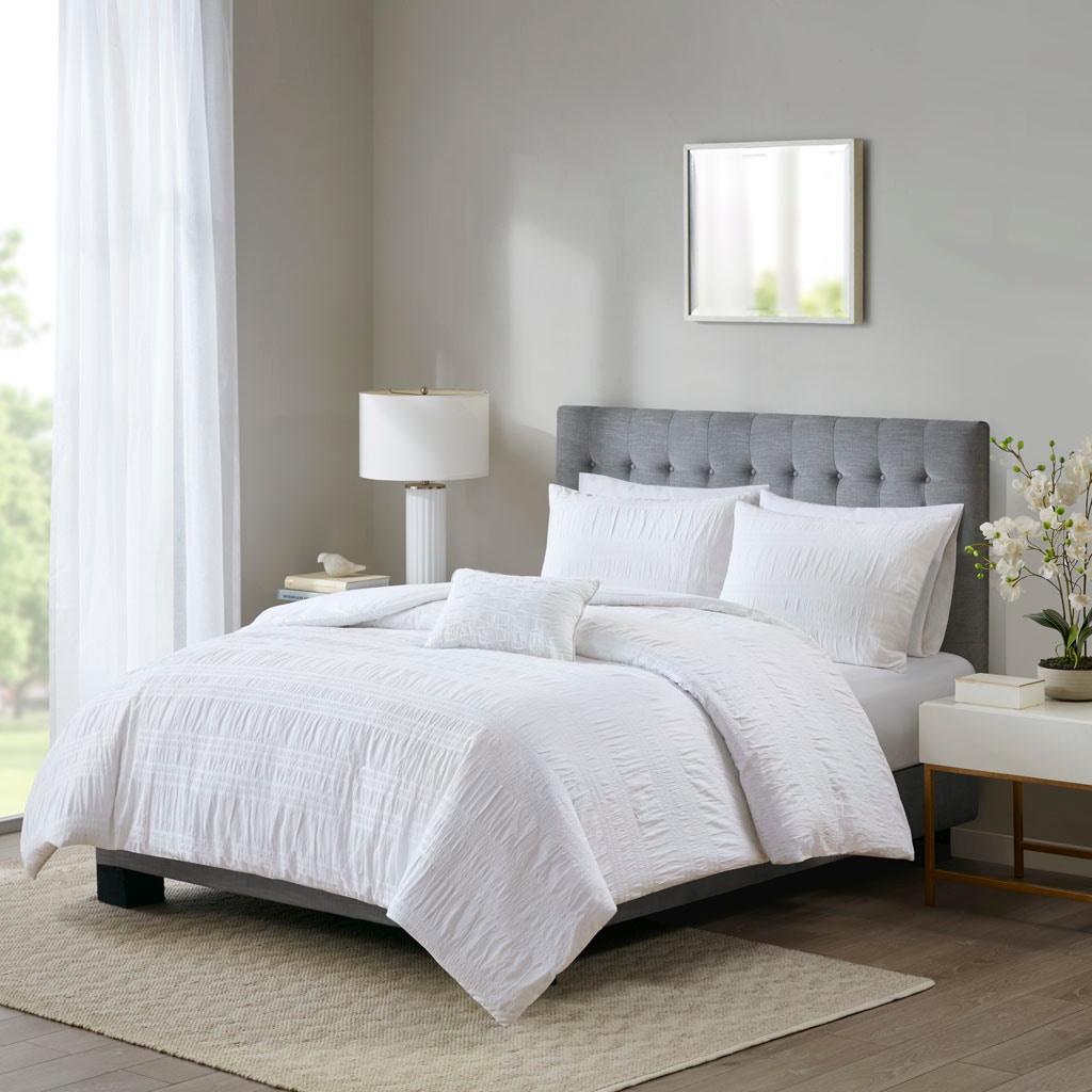 Hampton Hill Bedding Nicolette 4 Piece Cotton Seersucker Duvet Cover Set MP12-4397