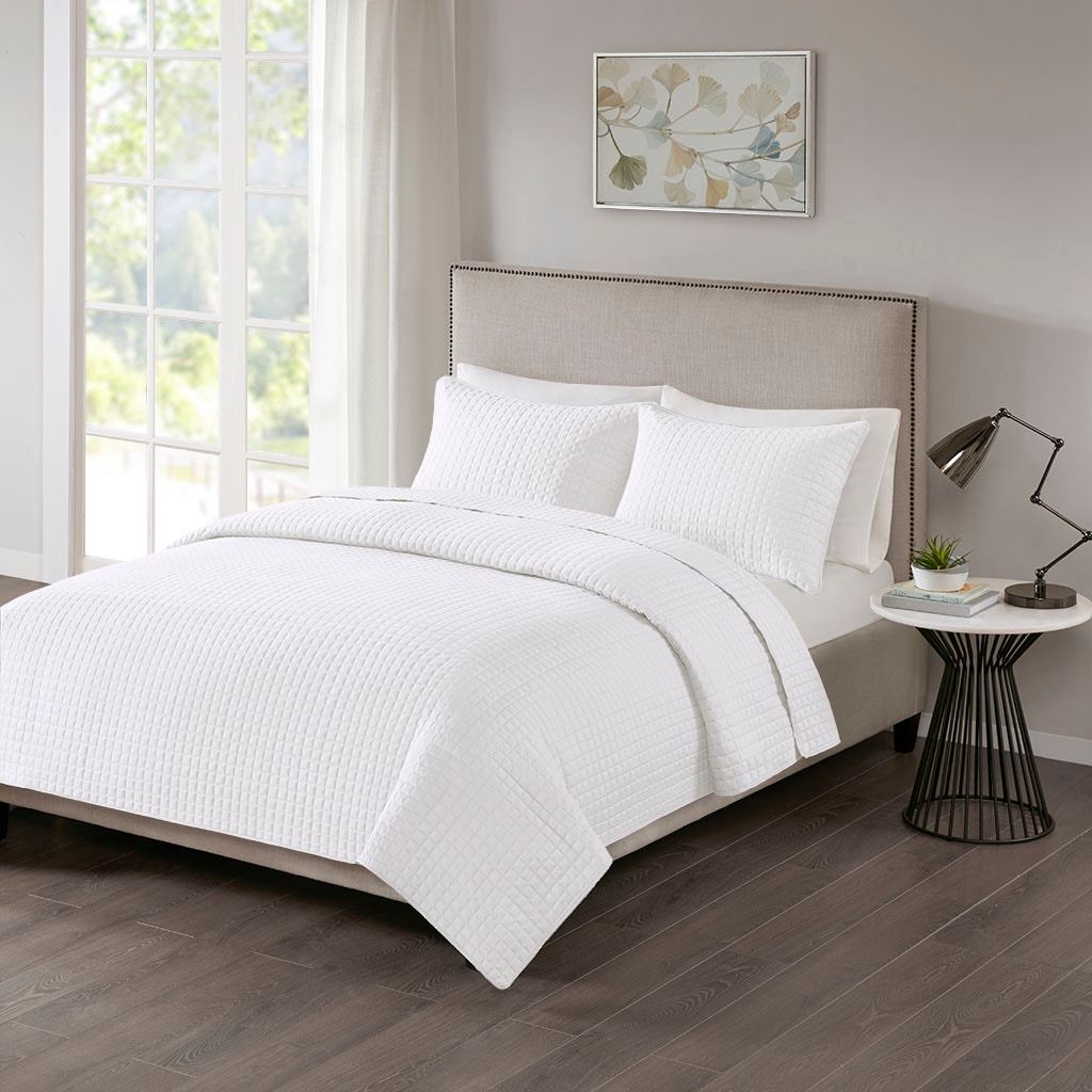 Hampton Hill Bedding Otto 3 Piece Reversible Quilt Set 5DS13-0029