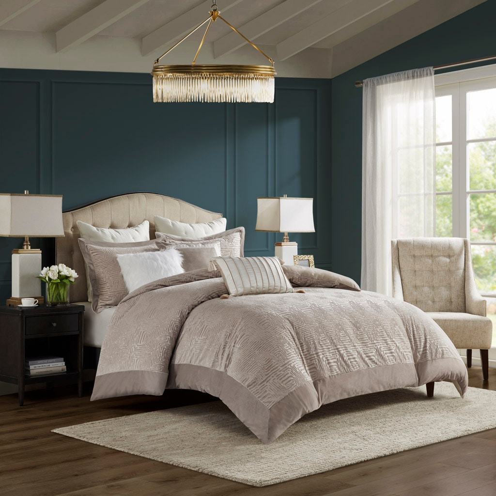 Hampton Hill Bedding Pescal Oversized Velvet Comforter Set with Euro Shams and Throw Pillows MPS10-521