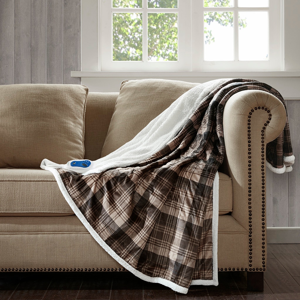 Hampton Hill Bedding Tasha Oversized Mink to Berber Heated Throw WR54-1777