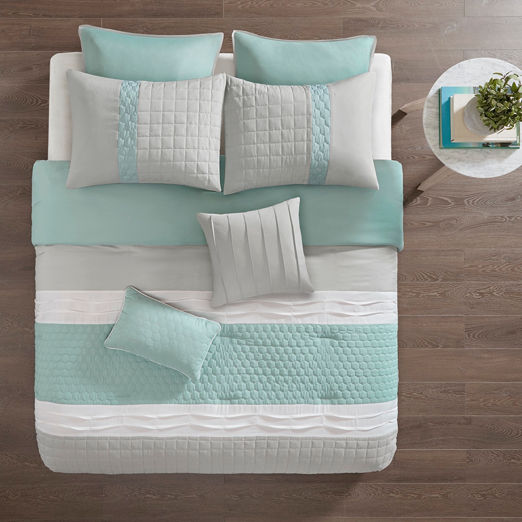 Hampton Hill Bedding Tinsley 8 Piece Comforter Set 5DS10-0053