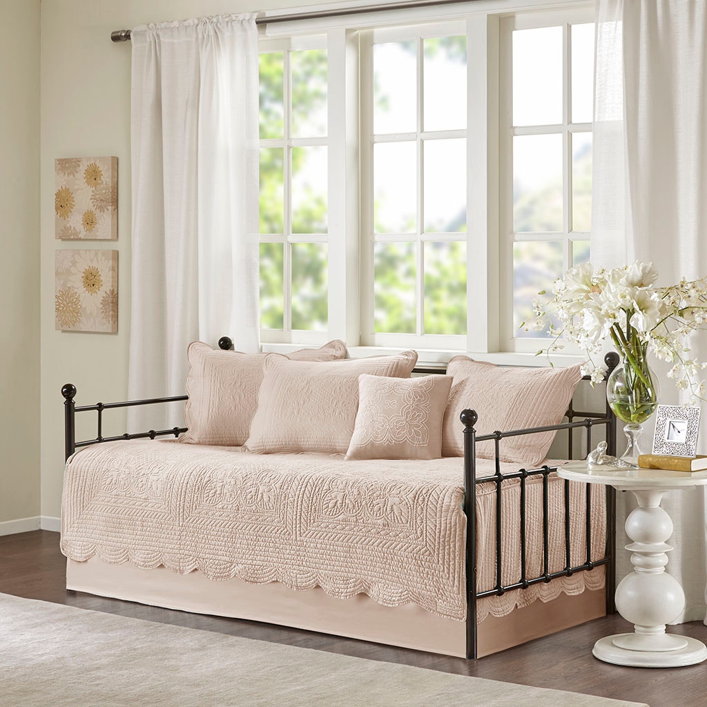 Hampton Hill Bedding Tuscany 6 Piece Reversible Scalloped Edge Daybed Cover Set MP13-6463