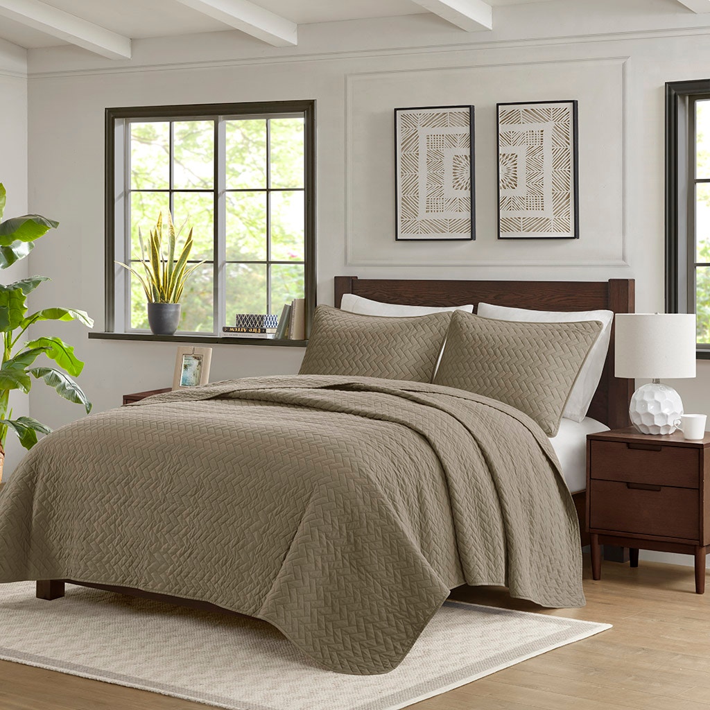 Hampton Hill Bedding Velvet Touch 3 Piece Luxurious Oversized Quilt Set FB13-1149
