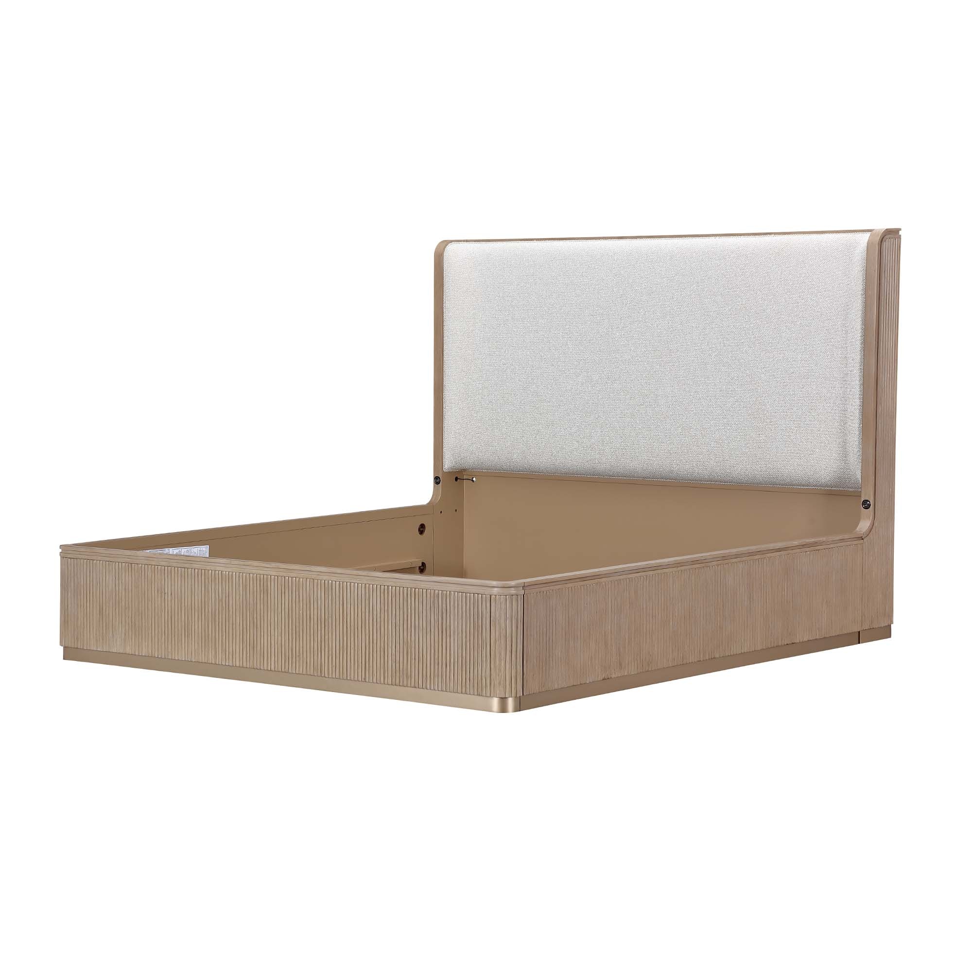 Michael Amini Furniture Queen Bed 9096012QN3-147