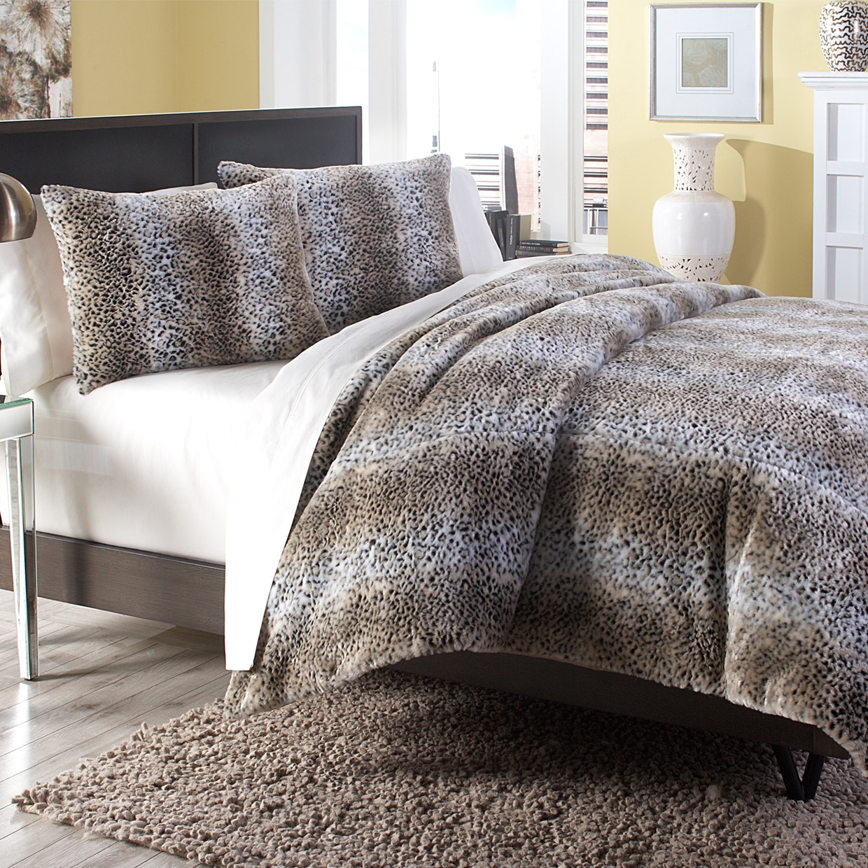 Michael Amini Furniture 3 pc Queen Duvet Set Brown BCS-QD03-KASBAH-BRN