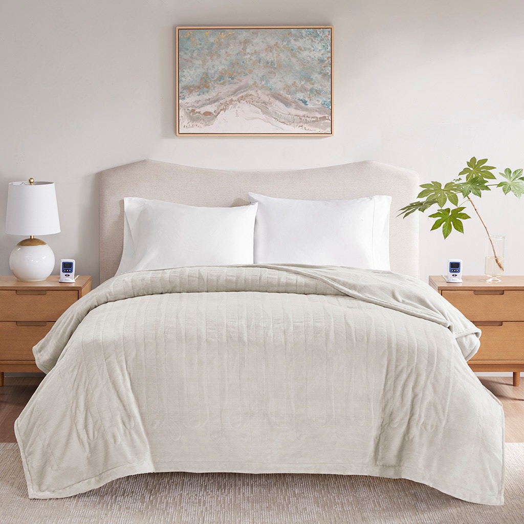 Hampton Hill Bedding Microplush Heated Blanket with Wifi Technology BR54-4126