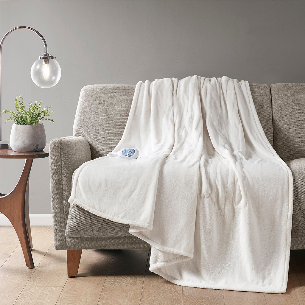 Hampton Hill Bedding Plush Heated Throw BR54-0531