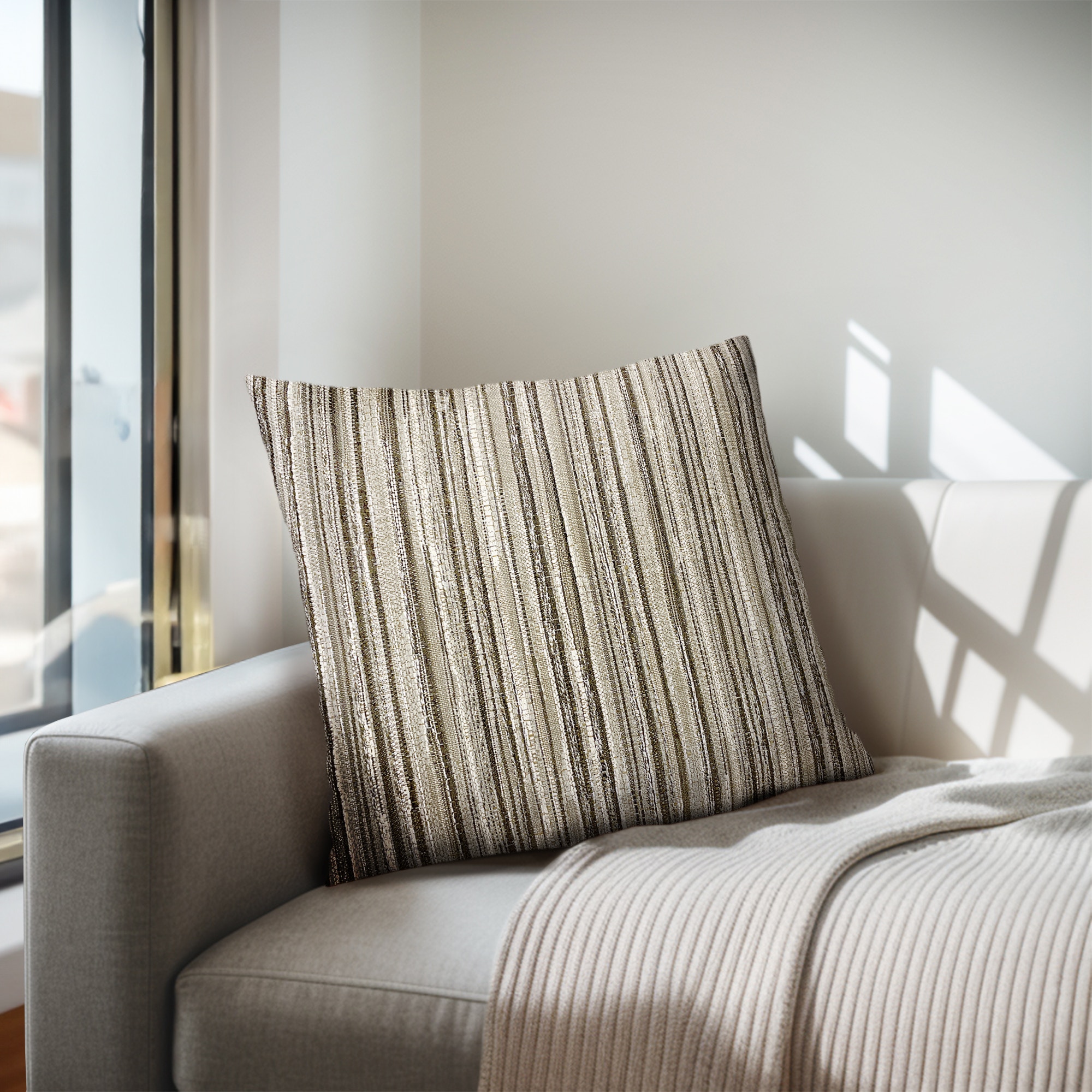Hampton Hill Bedding Monte Square Stripe Pillow CH30-0031