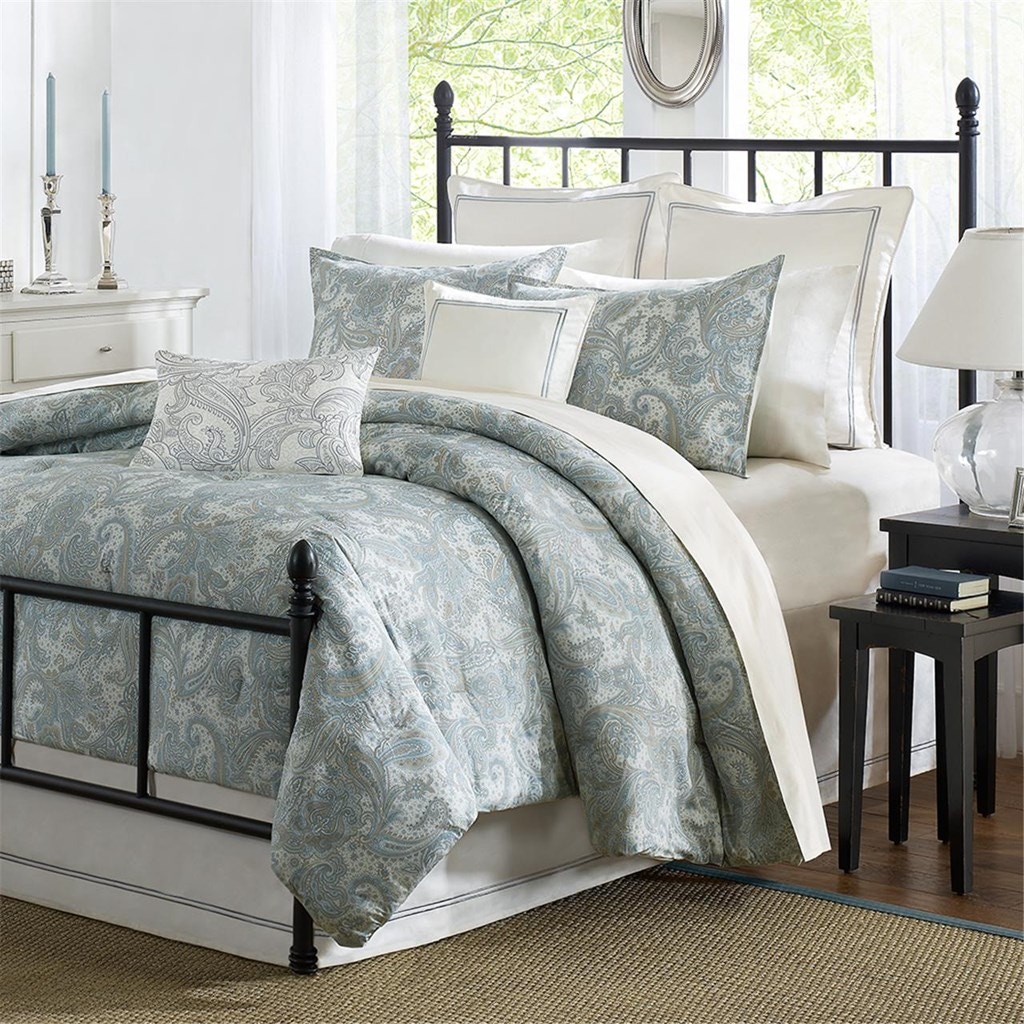 Hampton Hill Bedding HH10494 Bedroom Chelsea Comforter Set