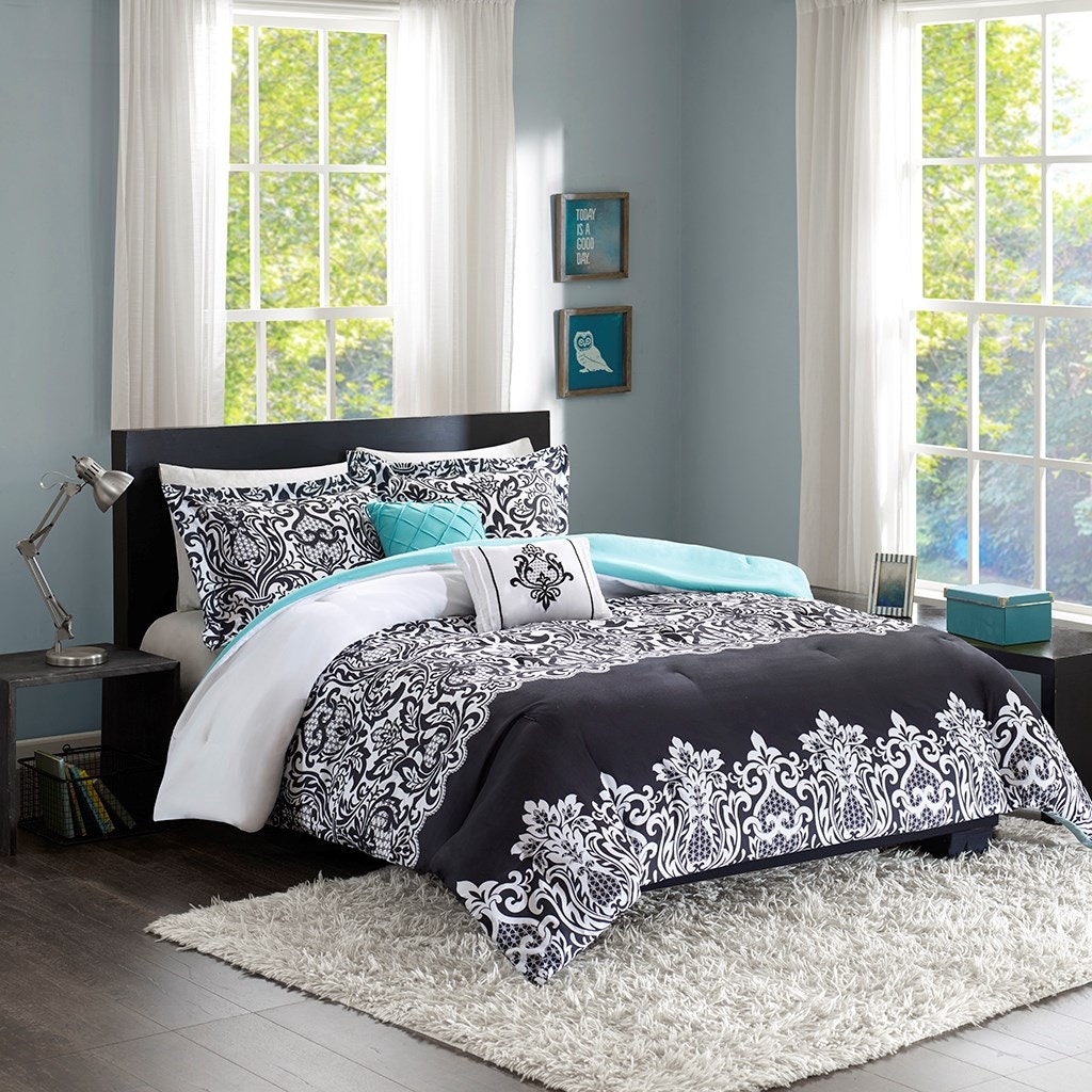 Hampton Hill Bedding ID10-1179 Bedroom Leona Comforter Set